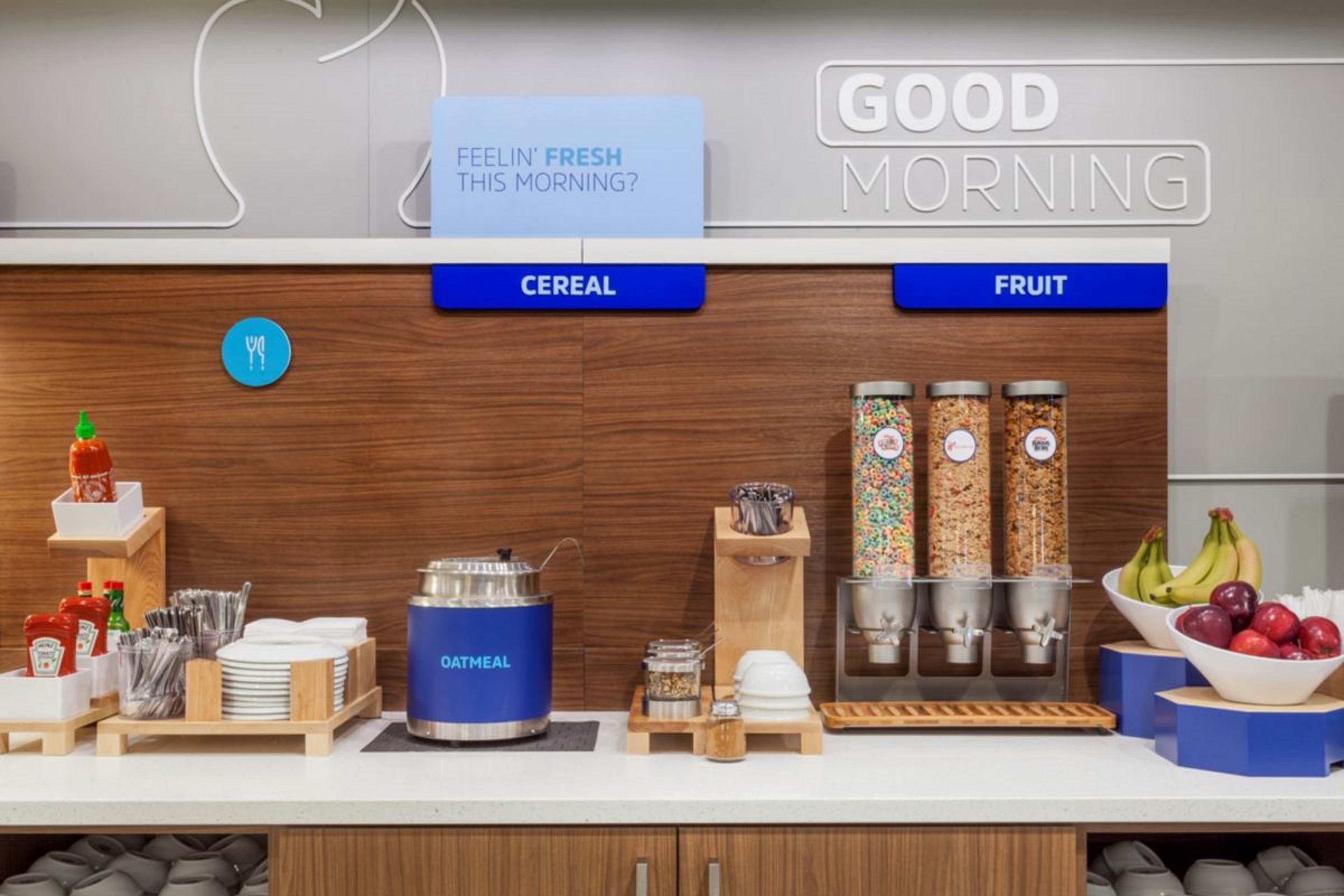 Holiday Inn Express & Suites Alexandria - Fort Belvoir By Ihg Bagian luar foto
