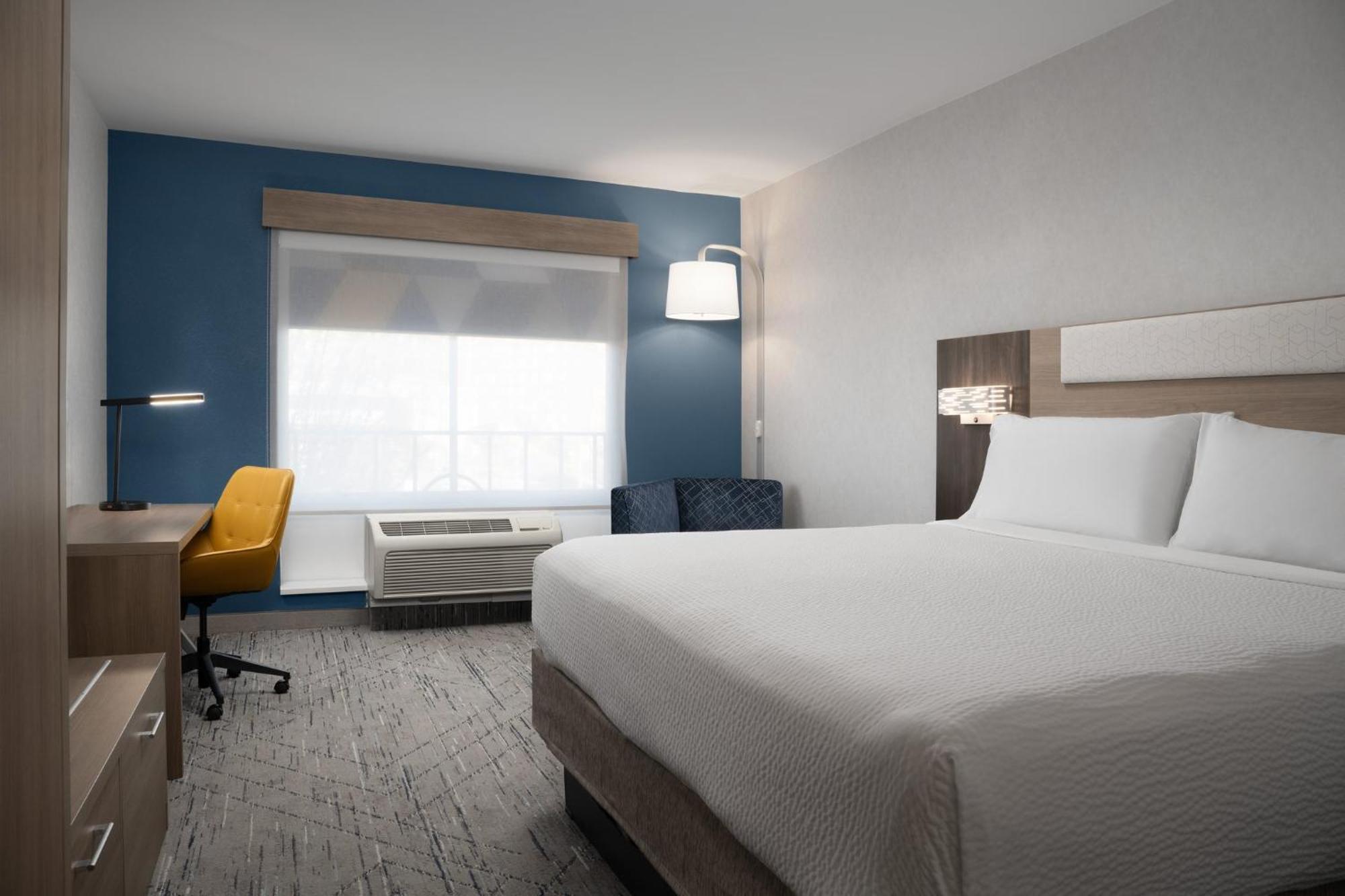 Holiday Inn Express & Suites Alexandria - Fort Belvoir By Ihg Bagian luar foto